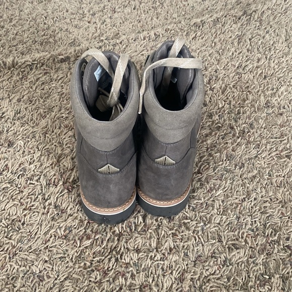 Women’s Chaco Boots - Picture 5 of 5